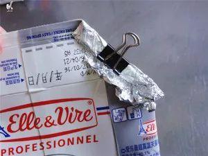 奶油打开后怎么保存时间久，一次用不完的淡奶油怎么保存（淡奶油最长三个月不变质）