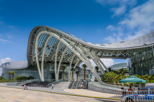 三亚海棠湾免税店，从三亚市区怎么去海棠湾免税店（海棠湾免税店购物攻略）