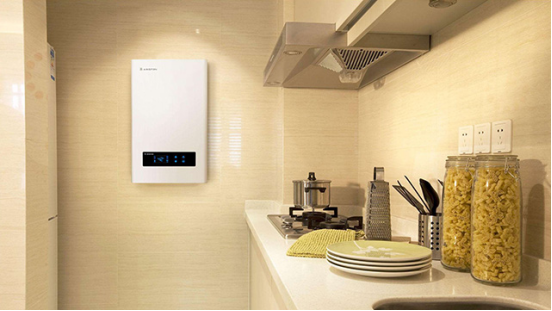 燃气热水器清洗，燃气热水器需要清洗水垢吗（燃气热水器定期清洗保养）