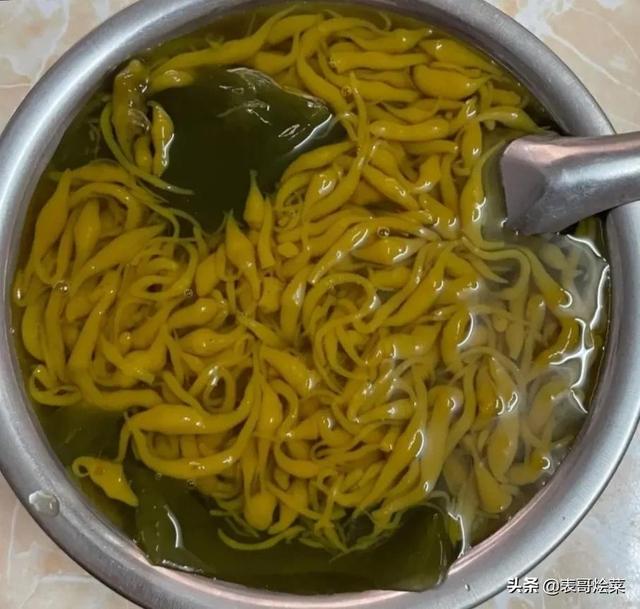 白凉粉是什么东西，白凉粉是什么东西做出来的（夏日：广西香肉荔枝靠边站）