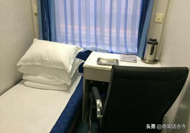 硬卧和软卧有啥区别，硬卧和软卧有什么区别啊（我国火车卧铺一共有五个等级）