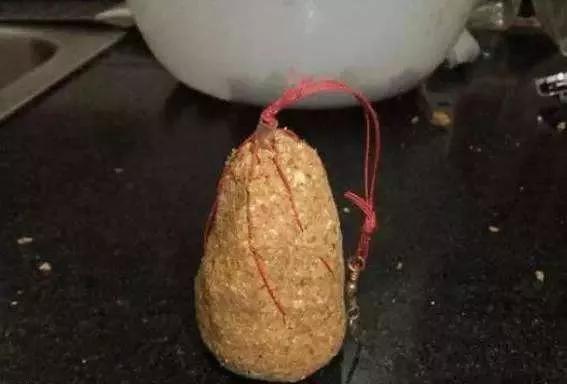 爆炸钩正确使用技巧图解，助你轻松掌握高效垂钓方法，提升渔获成功率。