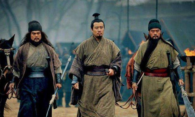 刘备有几个儿女，刘备有几个孩子（他们按年龄顺序连起来的名字）