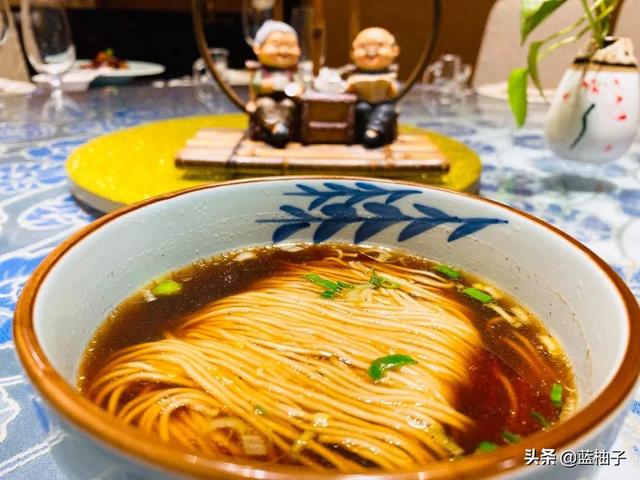 书香世家酒店是几星级酒店，书香世家酒店怎么样（全家春节南京聚餐~精致美味大餐）