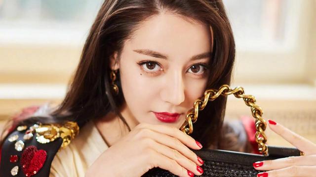 没有想过当女神的迪丽热巴确是无数人的女神