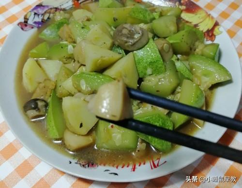 荀瓜怎么炒好吃，怎样素炒荀瓜（却做出鲜香美味超好吃的下饭菜）