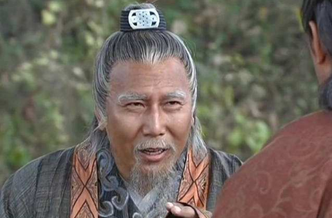 废除丞相制度设置殿阁大学士的是谁，废除丞相制度设置殿阁大学士的是什么人（朱元璋为什么要废除宰相制度）