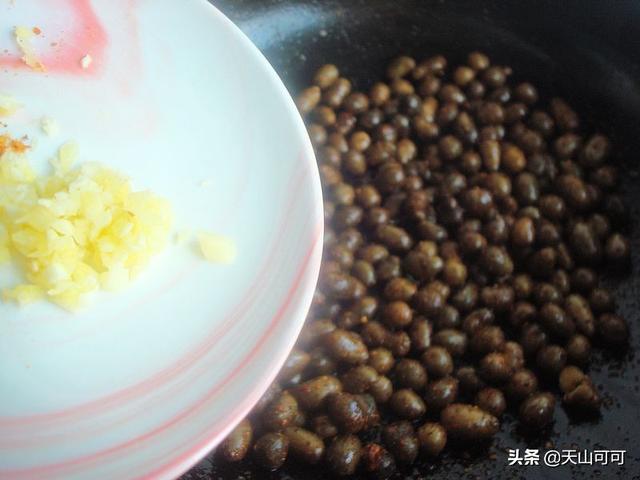 山药能连皮一起吃么，山药皮能一起吃吗（能吃出烤肉味）
