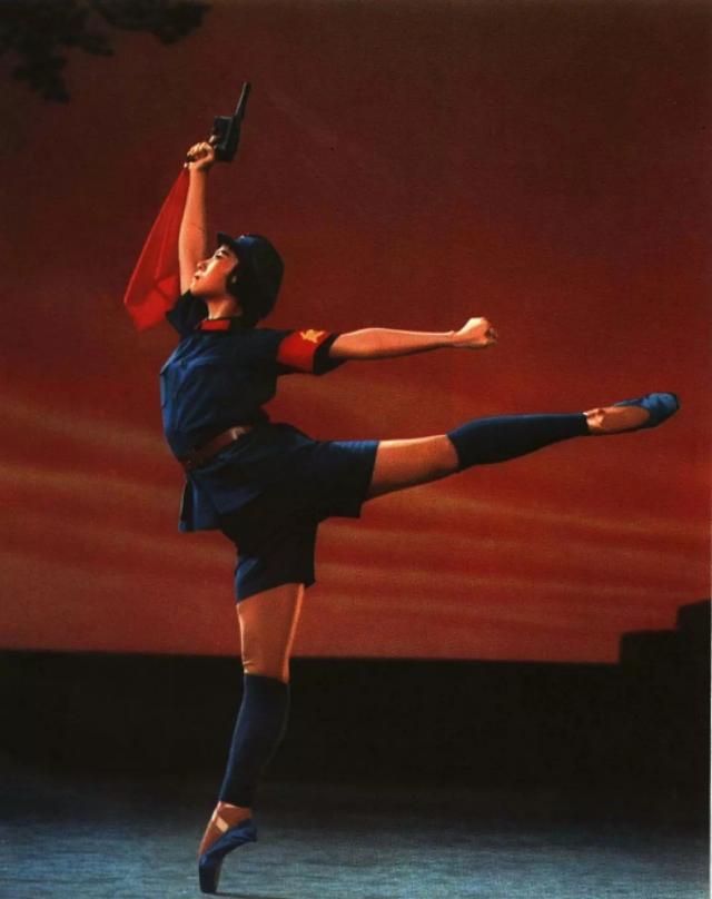 八个样板戏是哪八个，八个样板戏都是哪八个（八大样板戏）