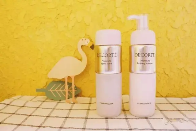 雪肌精优纯奢华套装适合什么肤质，雪肌透亮嫩肤套装（以及适合肤质<含价格>）