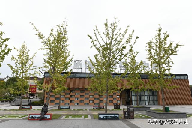 安徽庐江境内汤池小镇的真实情况，安徽庐江境内汤池小镇的真实情况是什么（以旅游业为主的汤池小镇）