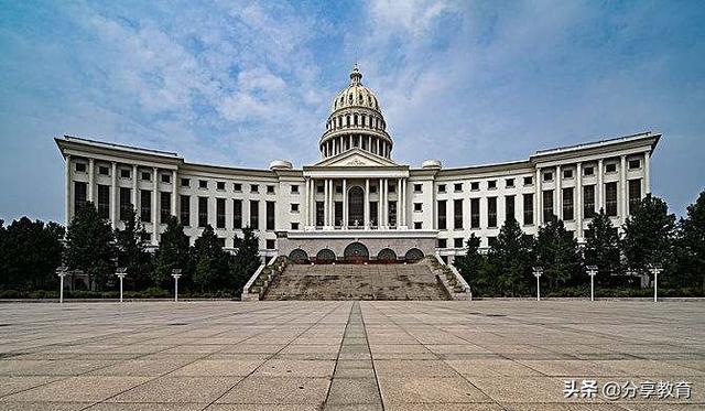 哈尔滨华德学院学费，2021年哈尔滨华德学院学费一年多少钱及各专业收费标准（民办高校的学费上涨“神”同步）