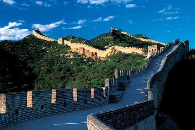 万里长城简介,万里长城简介50字(万里长城:不到长城非好汉)
