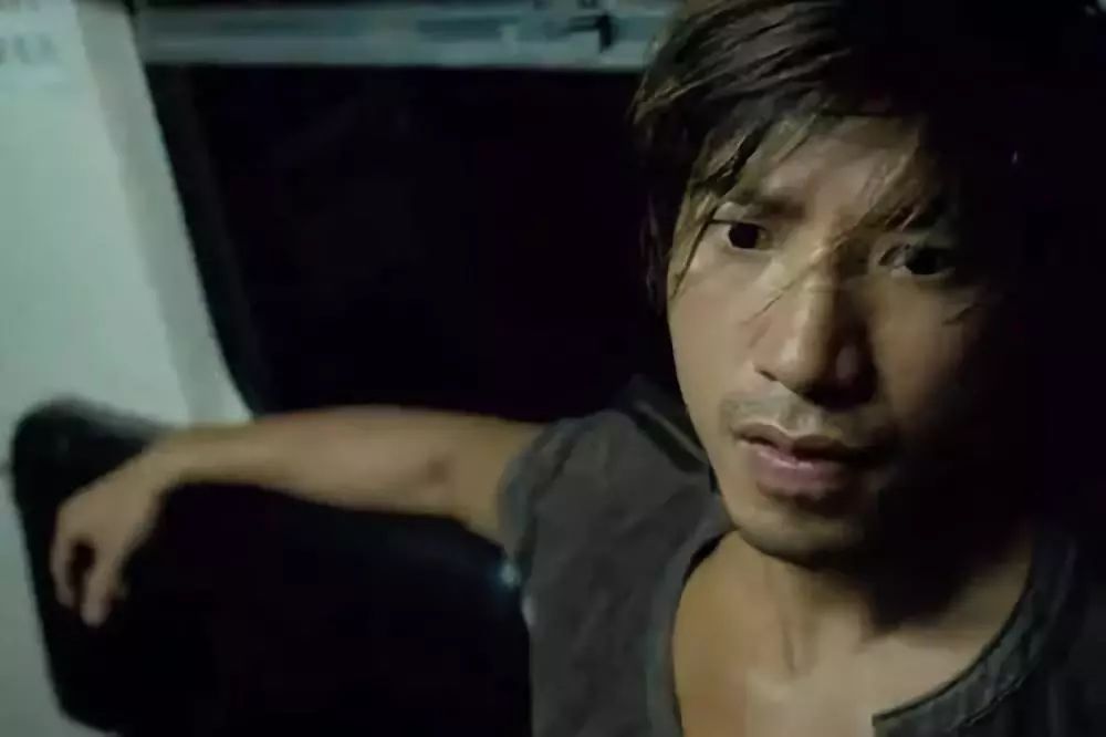 拍摄风云电影三部曲《龙虎风云》,《监狱风云》《监狱风云二逃犯》和