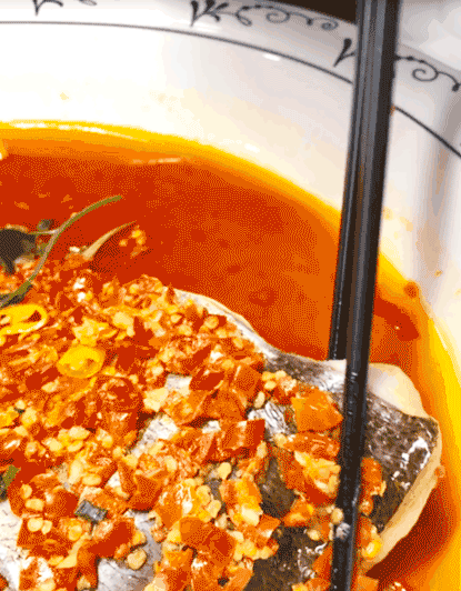 阿瓦山寨鱼头做法，阿瓦山寨鱼头的做法（太原一折指南带你去阿瓦山寨）