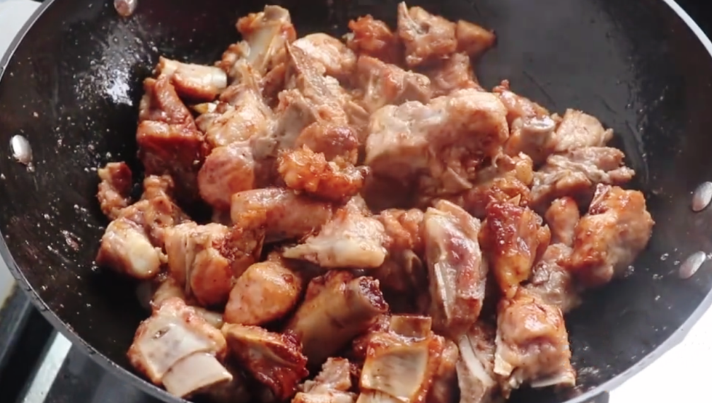 图片[5]-【糖醋排骨】做法步骤图 不油炸 酸甜可口好吃不油腻-起舞食谱网