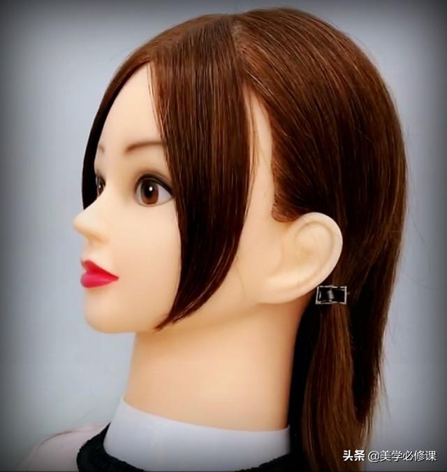 八字刘海怎么剪，八字刘海怎么剪出层次感（简单快速修剪“八字刘海和中分刘海”详细裁剪图解）