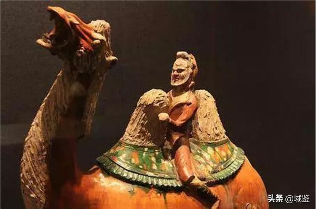 唐三彩是哪三彩，唐三彩主要哪三彩（唐三彩：千年釉彩下的丝路文明）