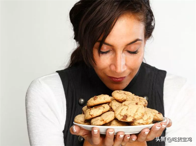 大餐怎么形容，形容大餐的词语（在描述中国食物味道或烹饪时）