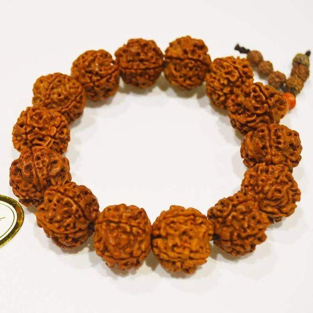 金刚菩提手串的最佳盘玩方式，金刚菩提10大盘玩方法介绍