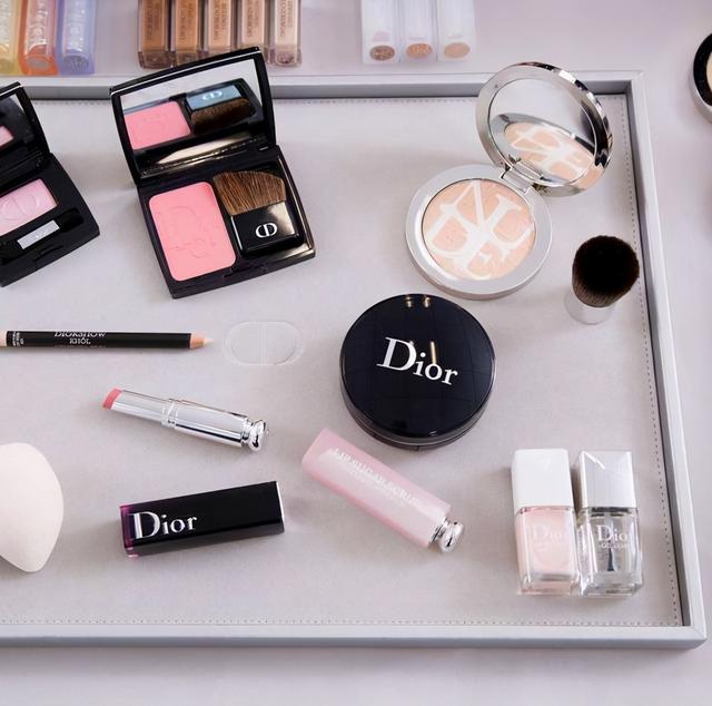 迪奥是哪国的牌子，欧菲姿是哪国的（Dior迪奥品牌故事）