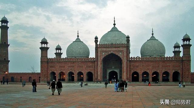 印度尼西亚人口多少，印尼人口2020总人数口是多少（这些国家人口数量你想不到）