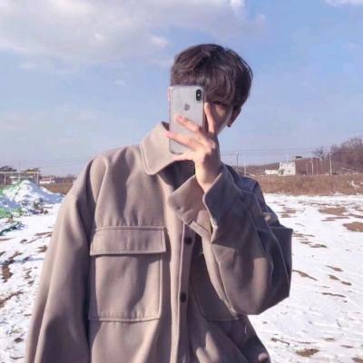 男头像高冷真人，酷帅高冷真人男生头像（最新微信男生头像大全高冷帅气）