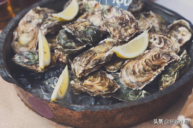 带壳生蚝水煮多久才熟，带壳的生蚝水煮几分钟可以熟（肥美生蚝这3种做法用时各异）