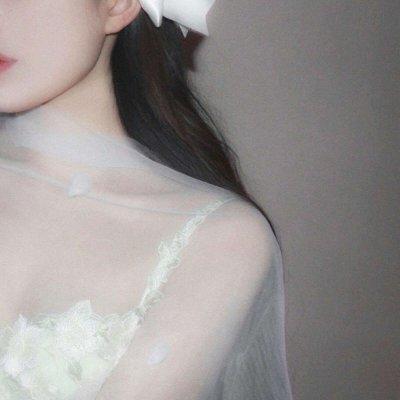 女生性感照片 个性头像，女生头像   个性 性感（女生性感吸引人部位微信头像）