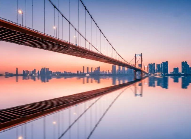 武汉是直辖市吗，武汉市是不是直辖市（武汉将“一飞冲天”）