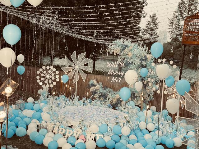 浪漫求婚创意方案，浪漫求婚创意点子分享（12种新颖又创意的求婚方式）