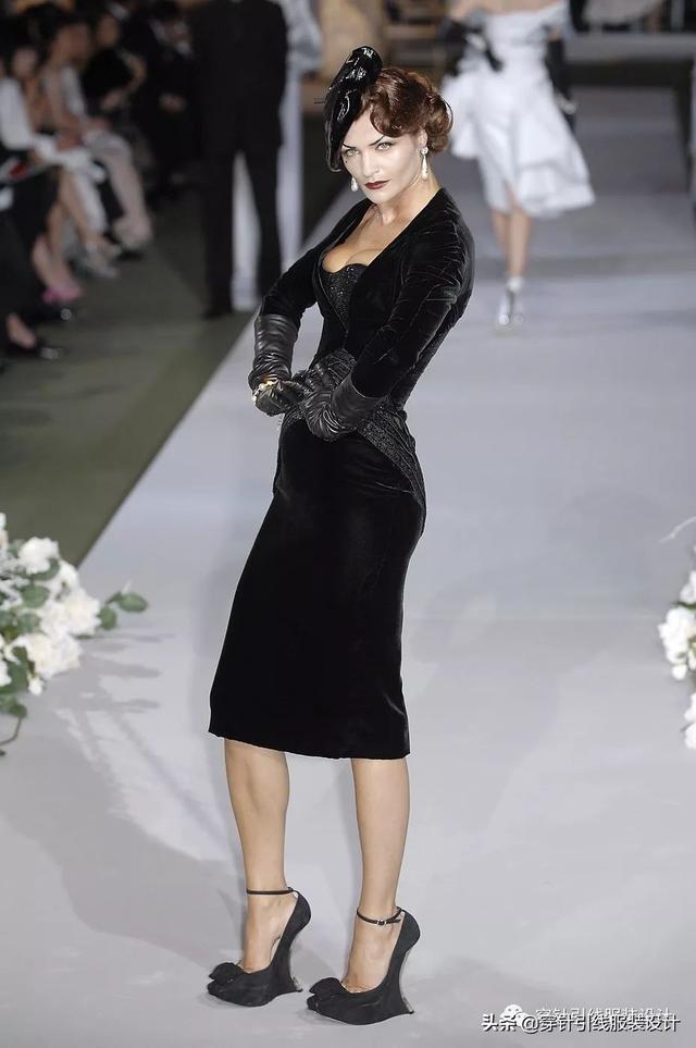 迪奥经典之作服装图，<迪奥>2007秋冬高定系列