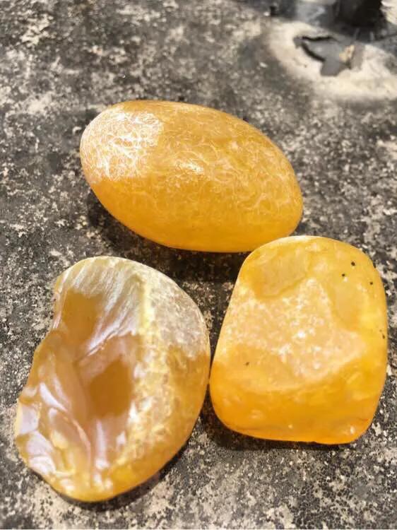 玉髓是玉吗 玉髓是属于玉吗,玉髓是玉吗(玉髓和玉的区别在哪里) 玉髓是玉吗 玉髓是属于玉吗,玉髓是玉吗(玉髓和玉的区别在哪里)