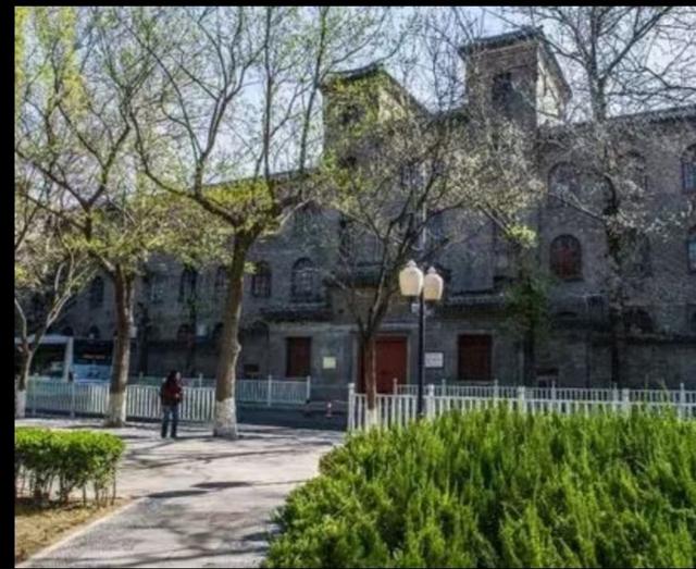 法国大学学制是几年，法国大学本科几年制（王林平随笔《最早的中法大学》）