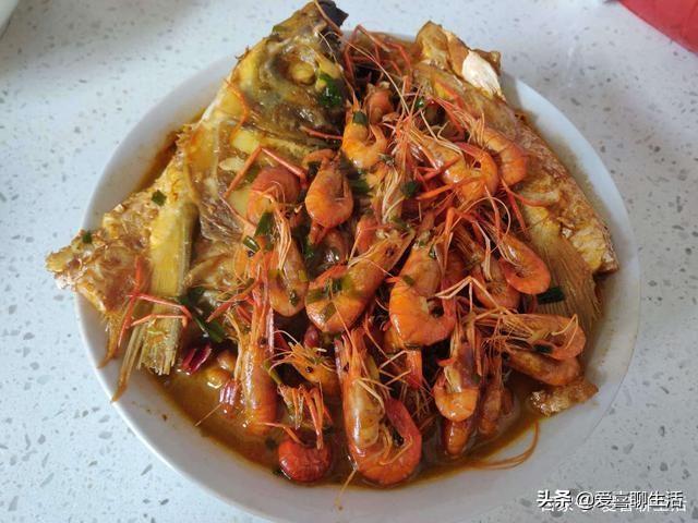鱼头怎么做，鱼头怎么做才能好吃（不用辣椒也鲜香没腥味）