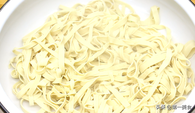 毛肚都能怎么吃，毛肚怎么吃的（边吃边流汗最过瘾）