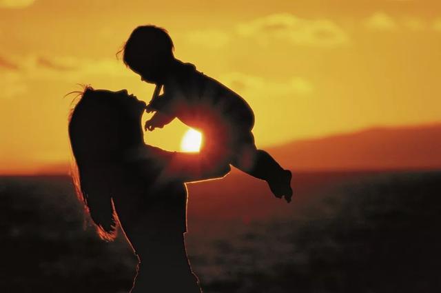 急要西方节日英文即日期，西方常见节日 英文（它背后居然还有这样的一段故事）