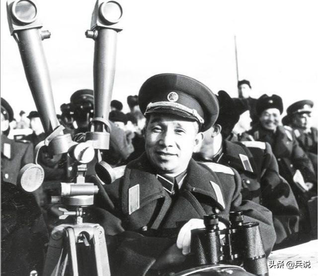 罗荣恒，粟裕辞让，罗荣桓才评上元帅（罗荣恒什么战术）