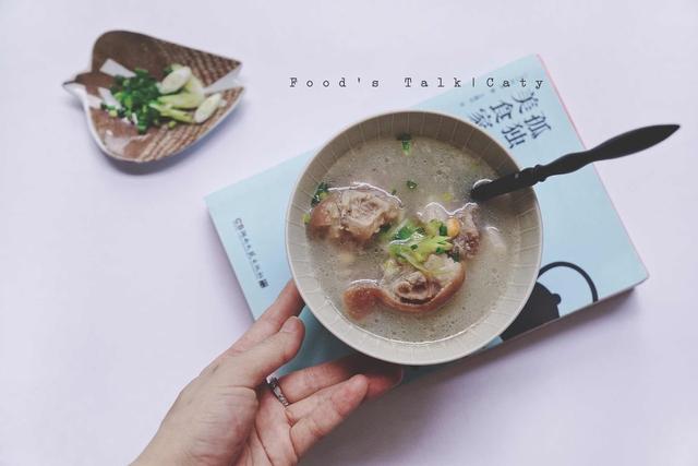 月子下奶汤的配方，月子下奶汤的配方有哪些（适合月子里产妇喝的下奶汤有哪些）