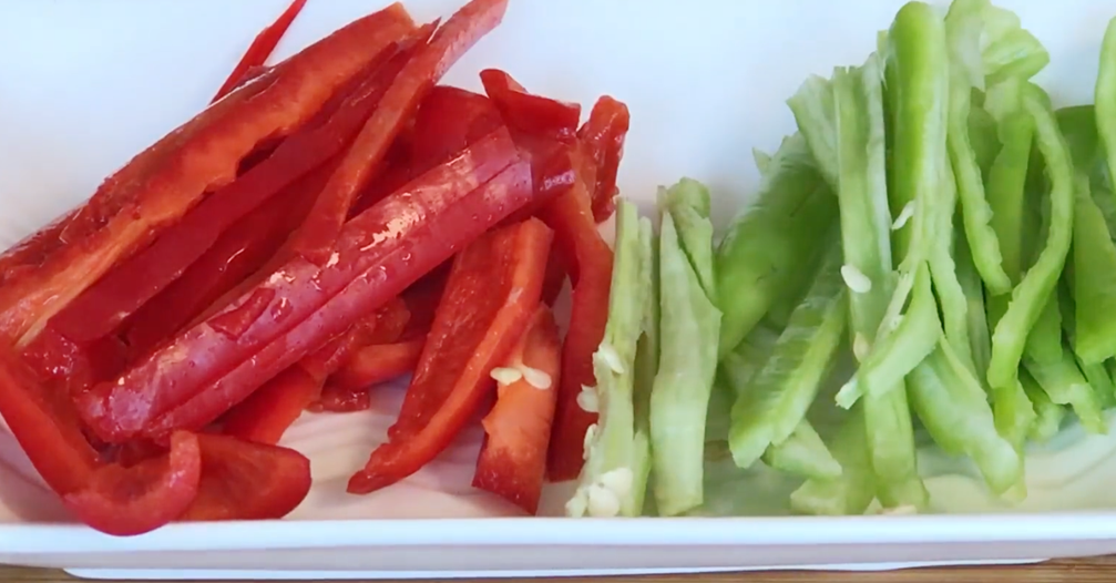 圖片[5]-【芹菜炒瘦肉絲】做法步驟圖 肉鮮嫩入味 不腥不柴-起舞食譜網