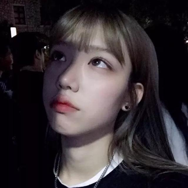 气质女头像迷人，魅力气质女生头像/干净脱俗 温柔上进.微信（知足且上进 温柔而坚定）