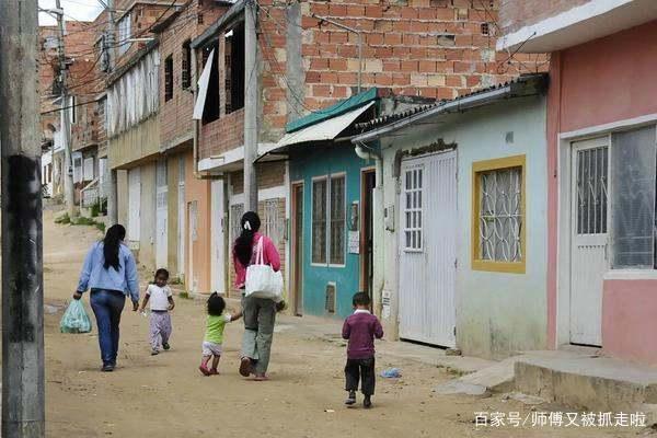 怎么存款不会被低保查，低保户如何避免查存款（低保人银行存一千多元会被取消低保吗）