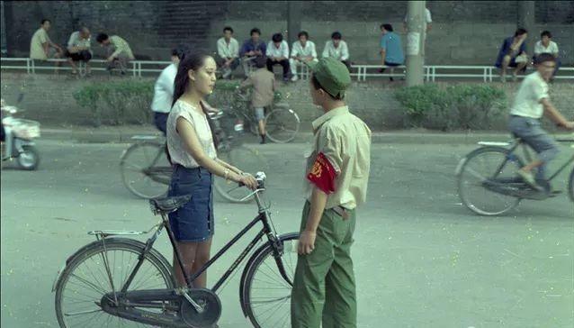 1981年属鸡人永远最旺的数字，1981年属鸡的幸运数字和颜色（时光记忆：1981年的中国）