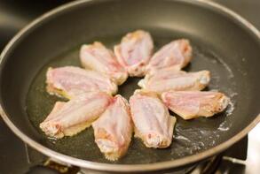 图片[4]-【椒盐鸡翅】做法步骤图 鸡肉更鲜嫩 更入味好吃-起舞食谱网