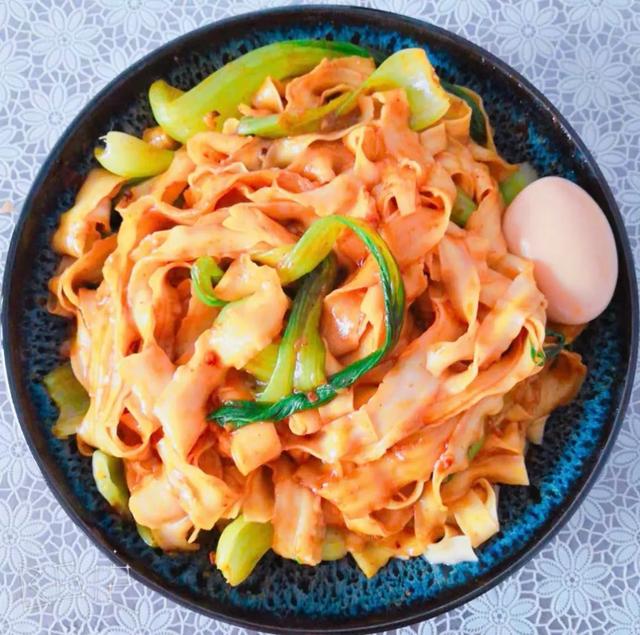 三养炸酱面好吃吗，正宗炸酱面的调料配方（种草丨方便粉面囤货指南）