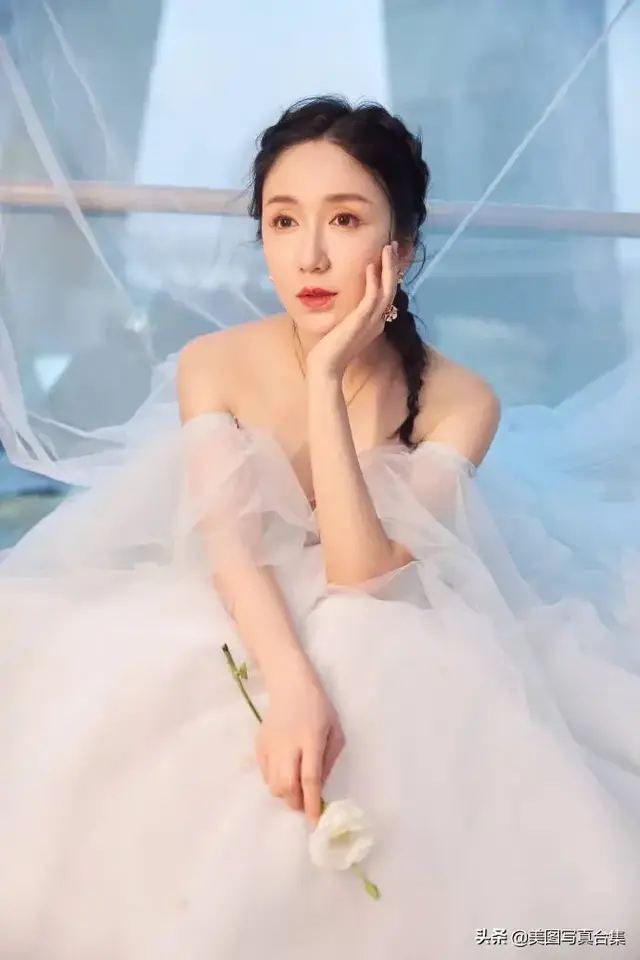 头像女生简单气质唯美，唯美阔耐简单女生头像微信（元宵专属闺蜜名及潇潇头像❤️）