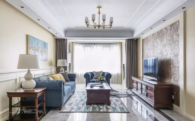 客厅阳台打通一体装修效果图，大厅阳台打通装修设计效果图（如何利用好阳台空间）