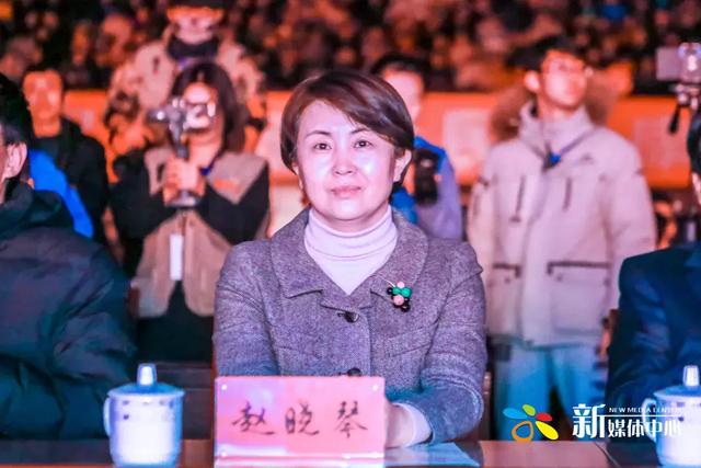 外婆的澎湖湾串词，外婆的澎湖湾串词主持人（2019元旦晚会）