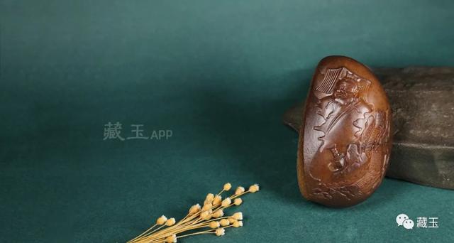 男人戴什么玉在胸前好，男人戴什么玉石好（才是男人唯一可以握在手心的东西）