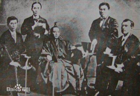 简介一下日本维新运动，日本维新运动和洋务运动的区别（日本明治维新运动）